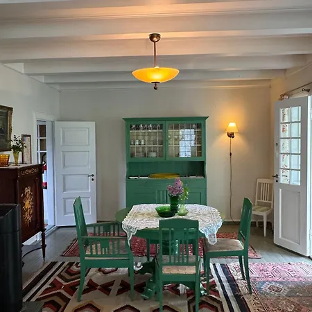 The - Villa Olden